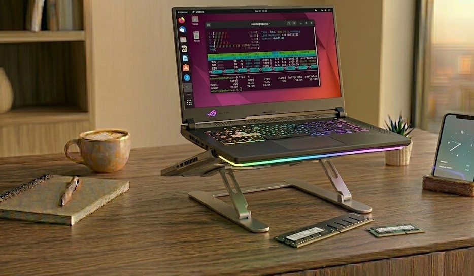 Ubuntu terminal showing RAM usage output with free -h and htop commands